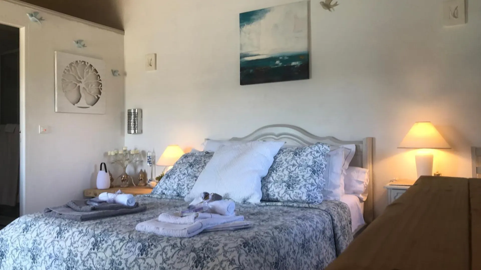 Chambre D'Hotes Chez Maguy B-Villa Makeire Gordes Bed & Breakfast