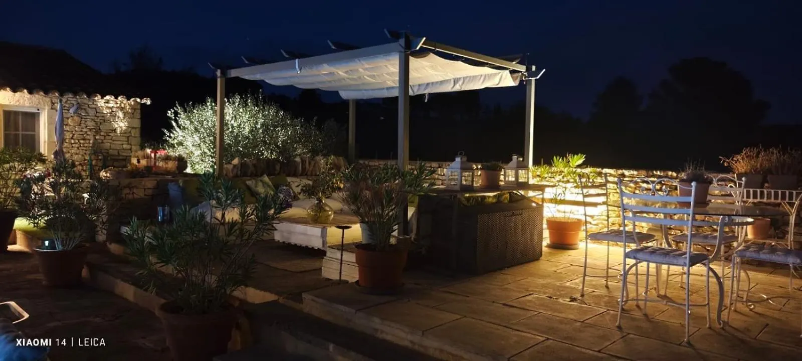 Chambre D'Hotes Chez Maguy B-Villa Makeire Gordes Bed & Breakfast